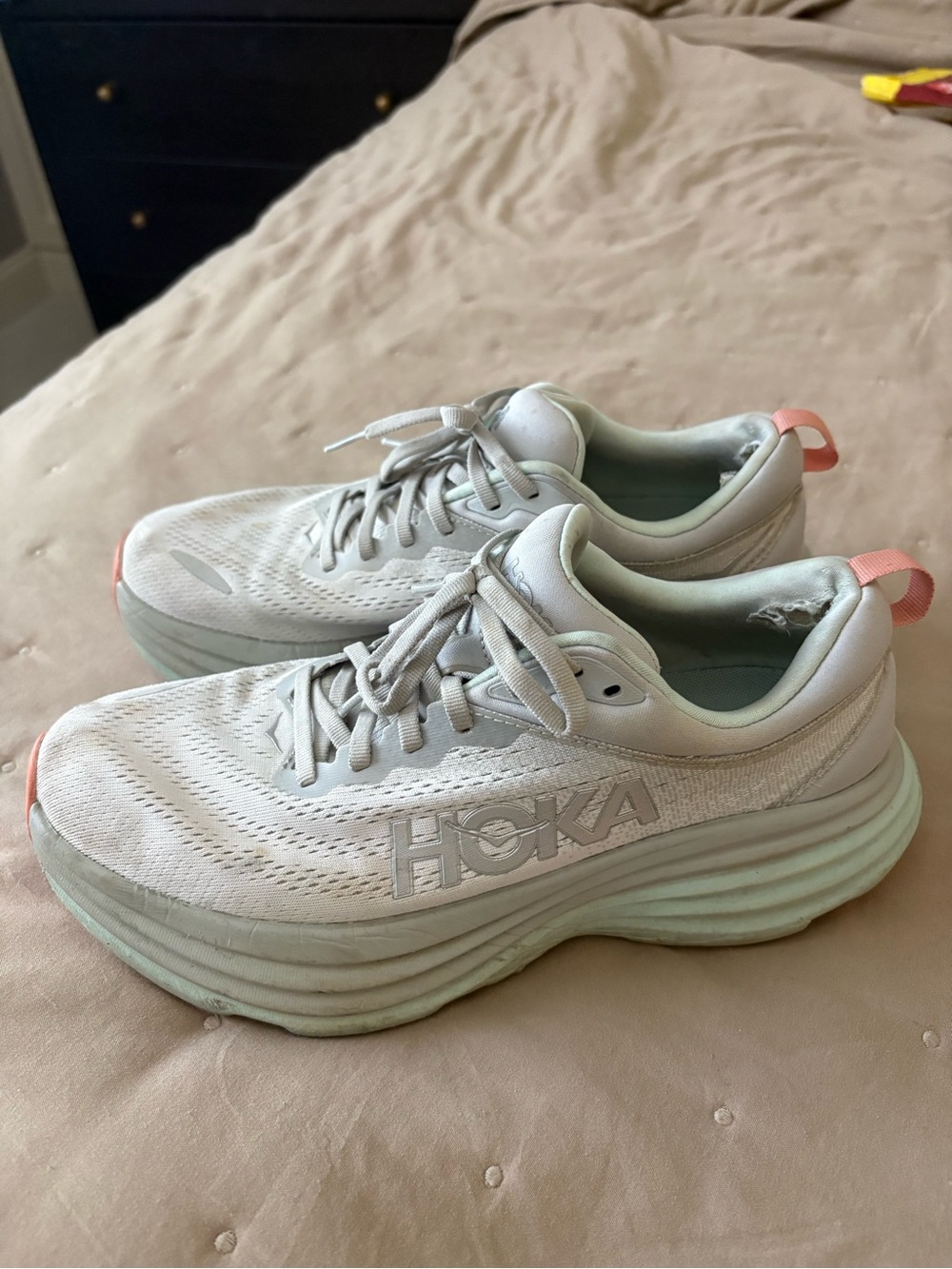Hoka Bondi 8